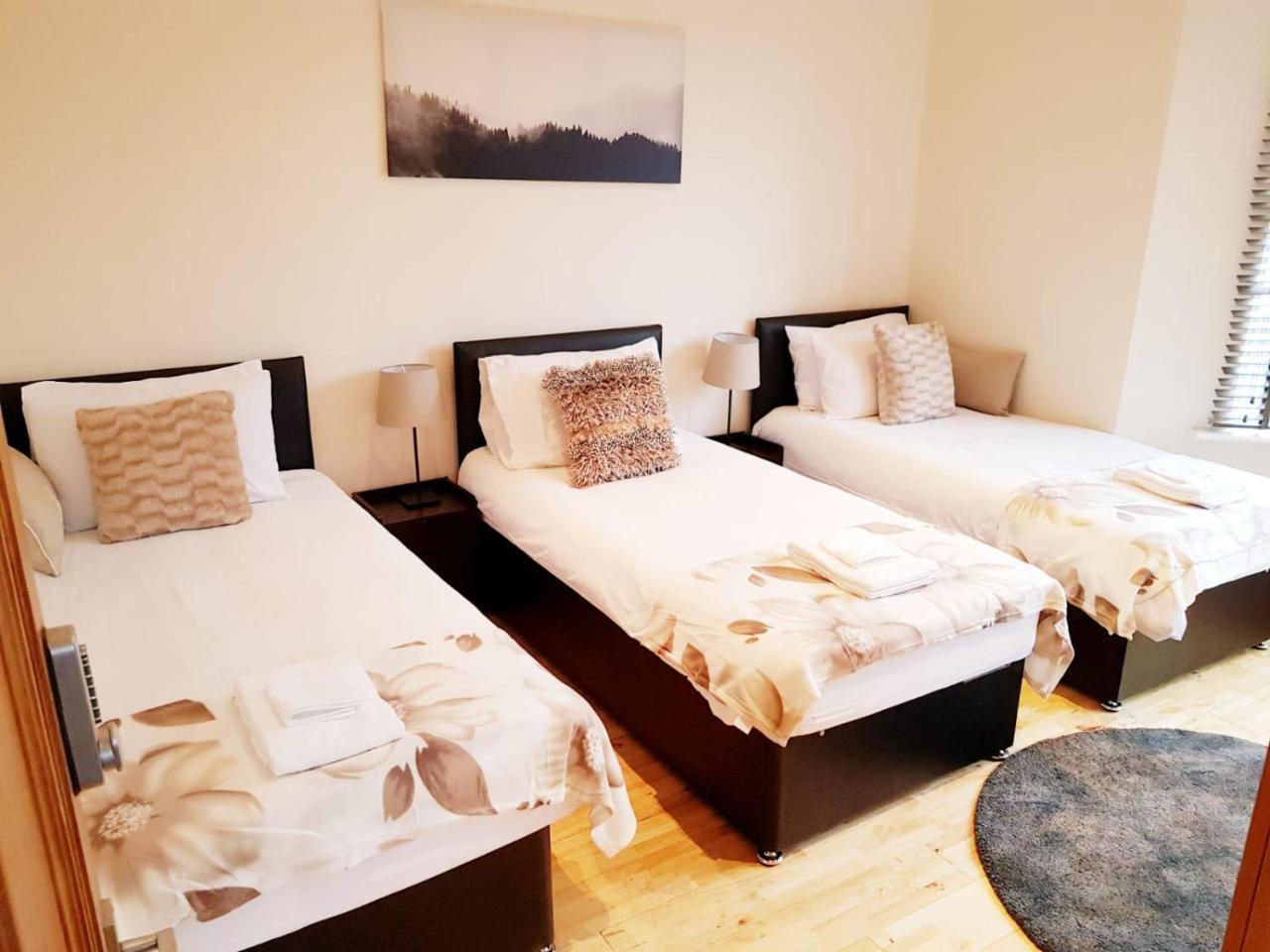 Cogie Abode Bed & Breakfast Enfield Dış mekan fotoğraf